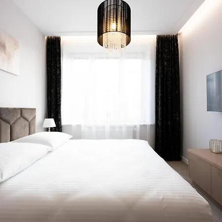 Native Slowackiego 14 Deluxe Apartment Krakau